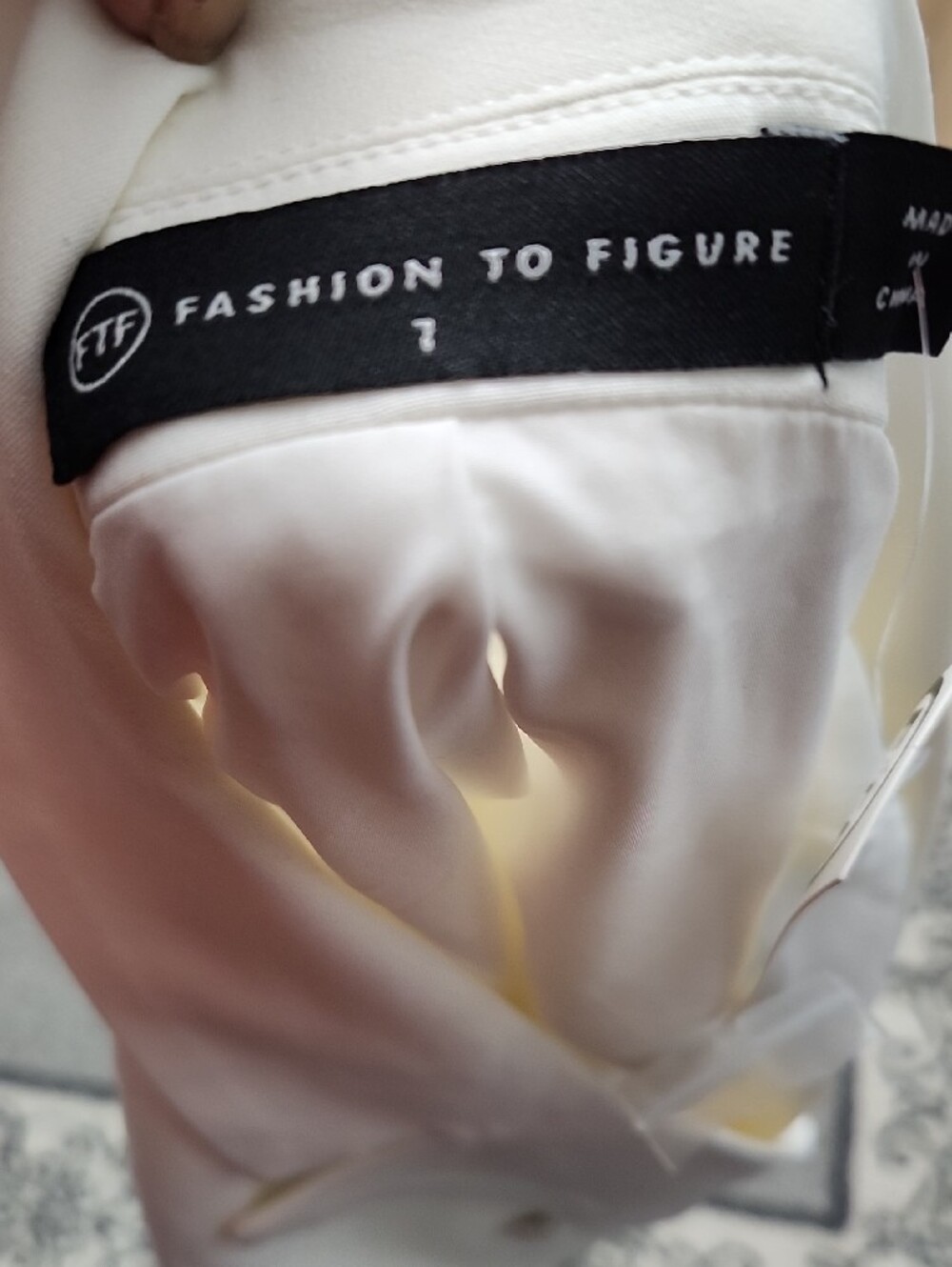 Fashion to Figure Cropped Double-Breasted Ivory Blazer - Picture 5 of 5